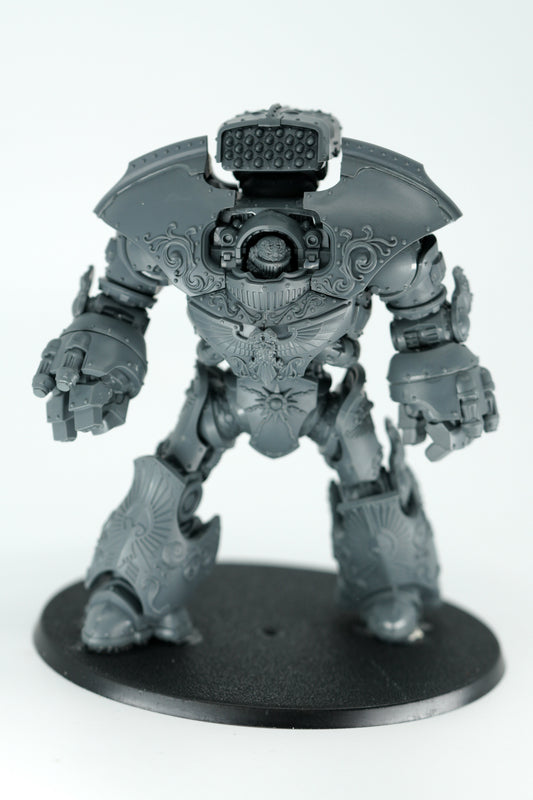 Telemon Heavy Dreadnought with magnetized swappable arms, finished model, first view