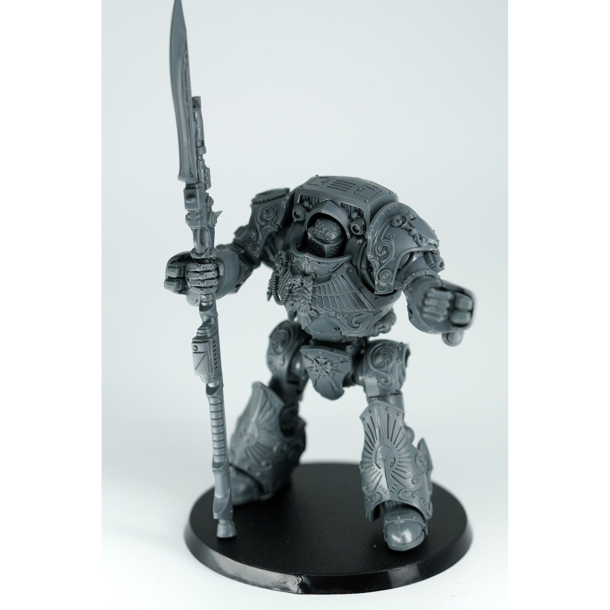 Custodian Dreadnought built as the Contemptor-Achillus with magnetized forearms, finished model