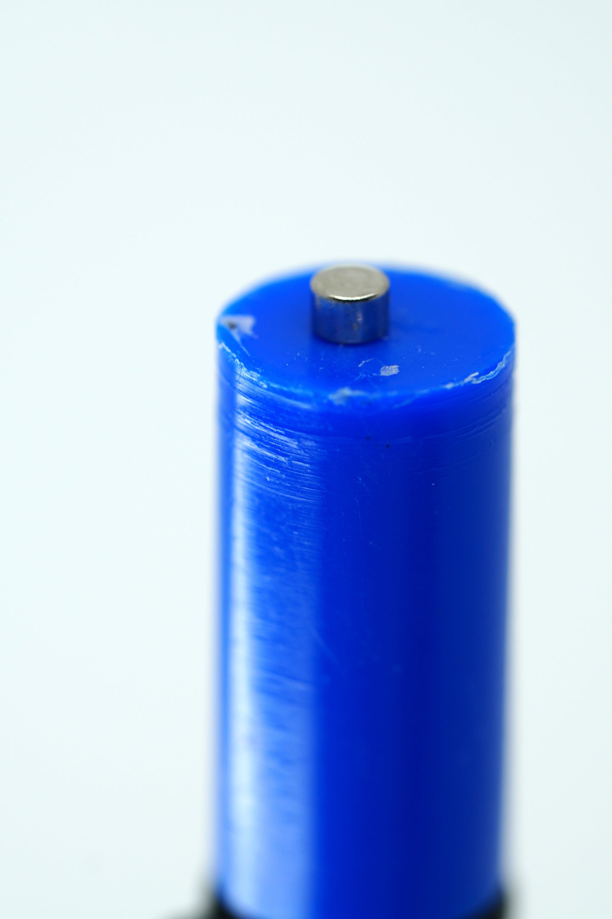 3mm x 2mm magnet on a Magnicator polarity tool, ready to fit the Pallas Grav-attack Fusil