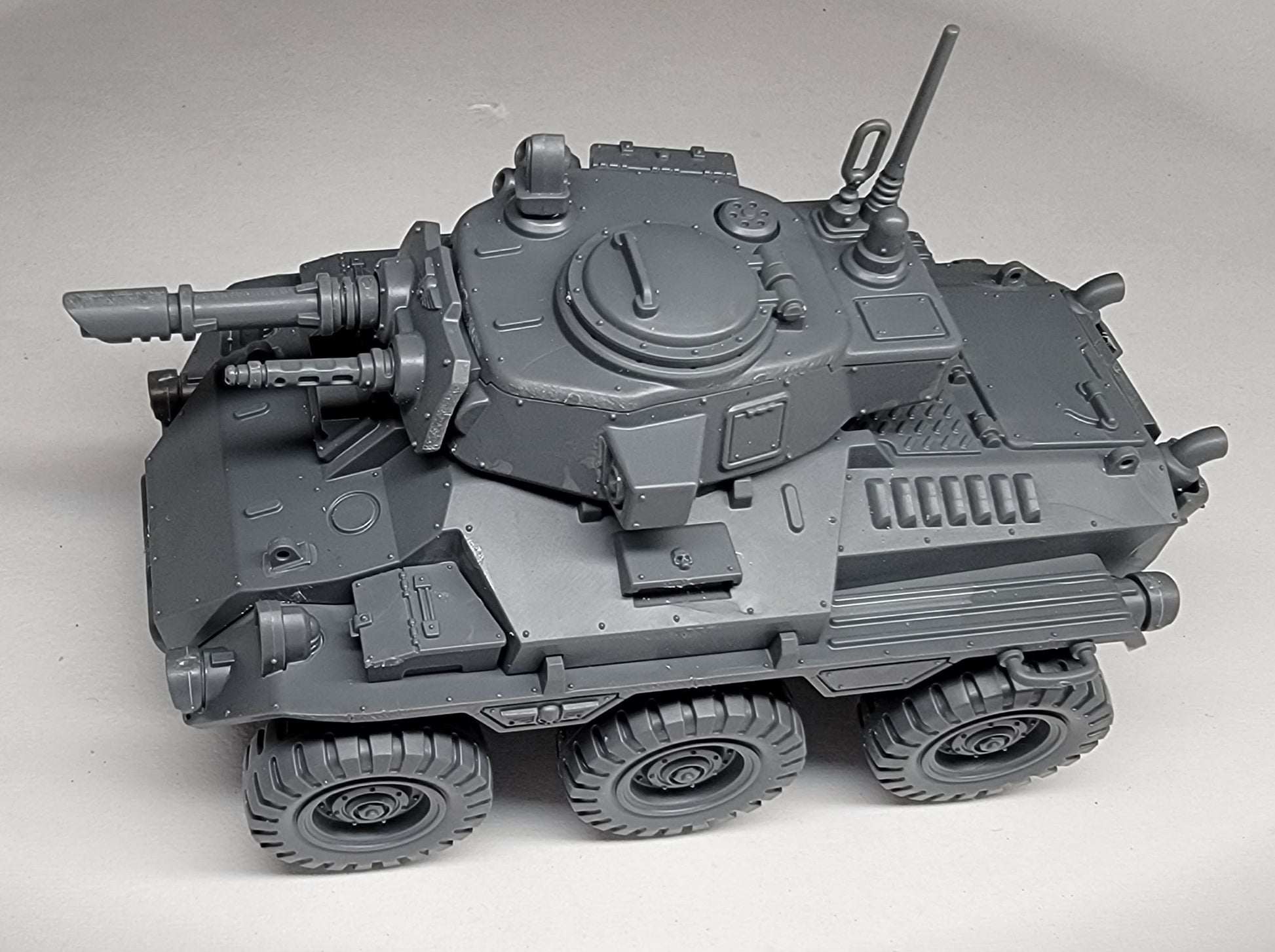 Hippogriff AFV turret built with the Heavy Lascannon and coaxial Heavy Stubber