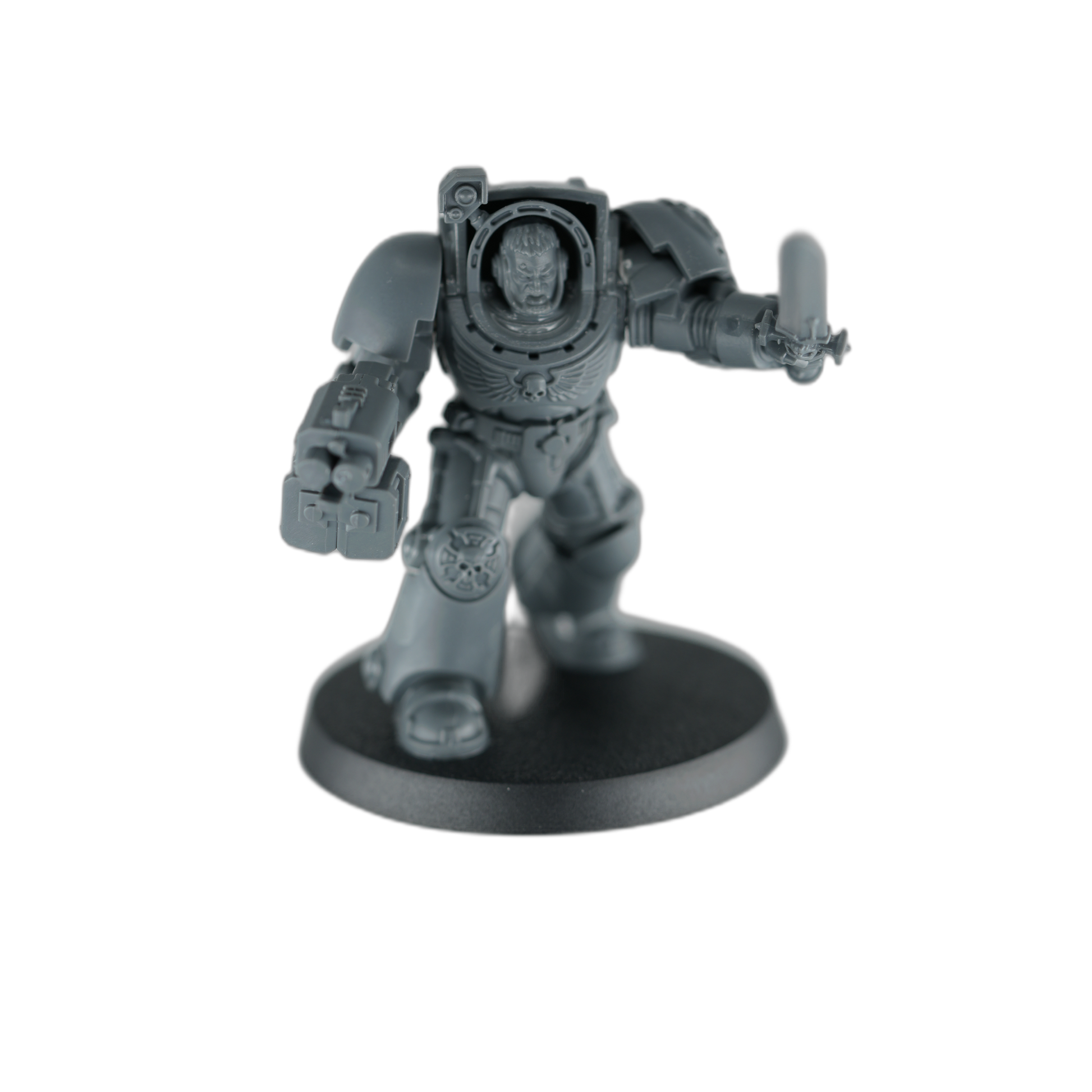 Unpainted Terminator sergeant with power sword and power fist, magnetized arm swap, on a 40mm base